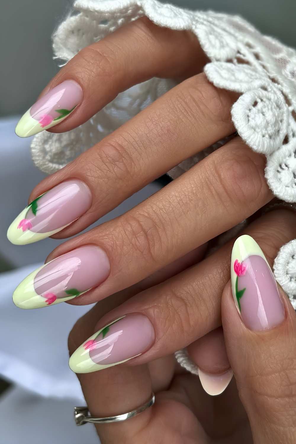 Medium Almond Yellow French Tip Tulip Nails Medium Almond Yellow French Tip Tulip Nails — Tulip Flower Nails 2027