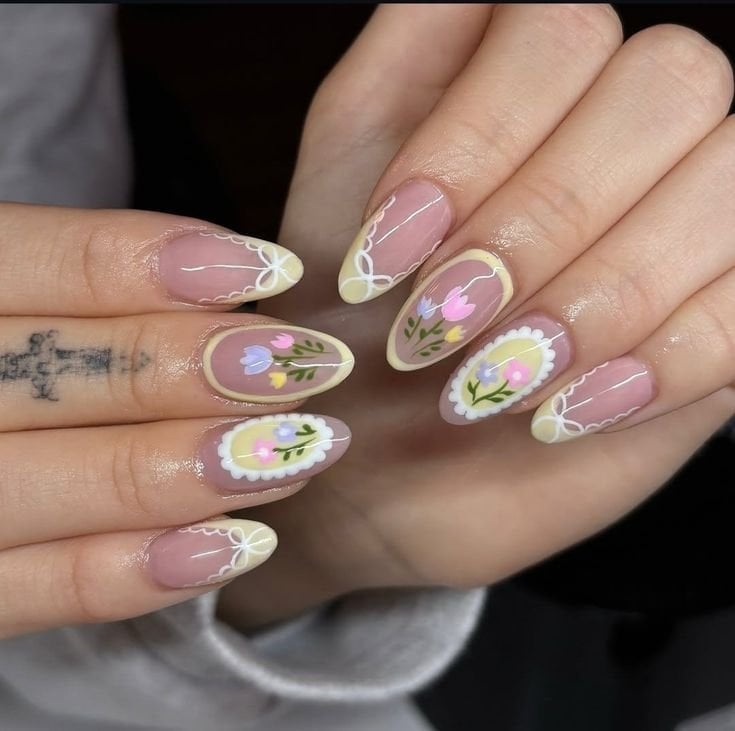 Medium Almond Scalloped French Tulip Nails Medium Almond Scalloped French Tulip Nails — Tulip Flower Nails 2027