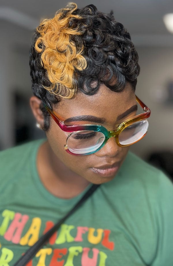 Short Pixie Black And Blonde Finger Waves Short Pixie Black And Blonde Finger Waves — Two Tone Hair 2027