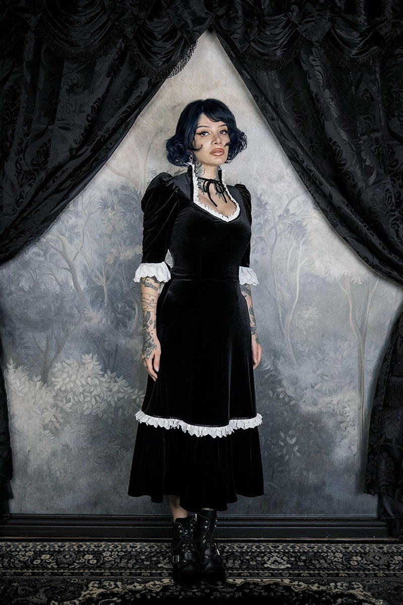 Gothic Ball Gown with Voluminous Skirt Gothic Ball Gown with Voluminous Skirt — Vampire Aesthetic Outfits 2027