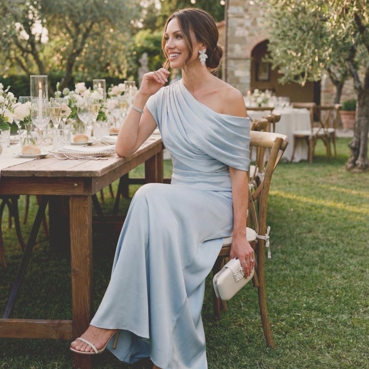 What to Wear to a September Wedding: Outfit Guide - Adrianna Papell
