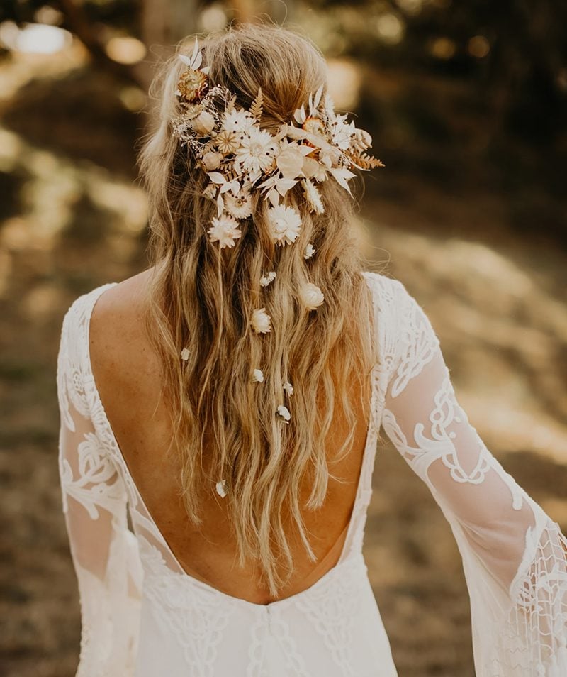 Blonde Air Dried Waves With Floral Accessory Blonde Air Dried Waves With Floral Accessory — Wedding Hair Down 2027