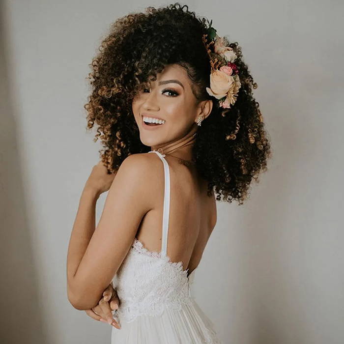 Trending Wedding Hairstyles You Can Ace Season