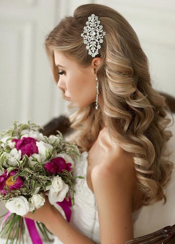 Collarbone Light Brown Half-Up Half-Down Waves Collarbone Light Brown Half-Up Half-Down Waves — Wedding Hairstyles 2027 with Curls