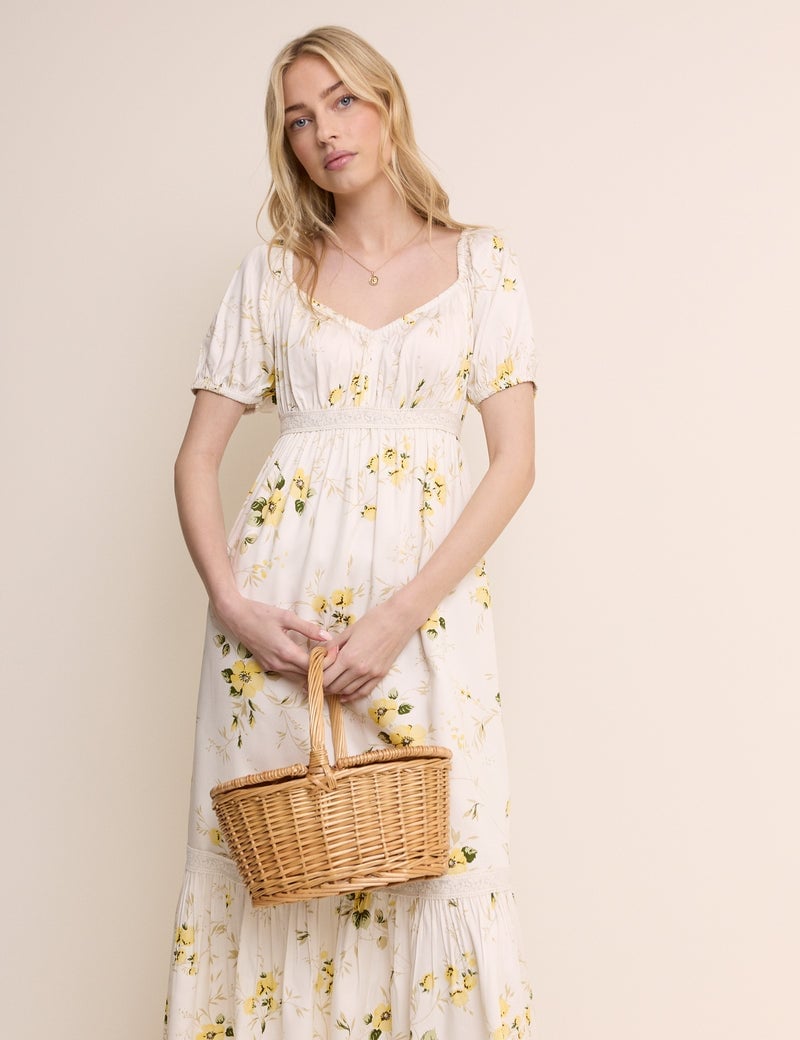 White puff sleeve midi dress with lace trim White puff sleeve midi dress with lace trim — White Picnic Dress 2027