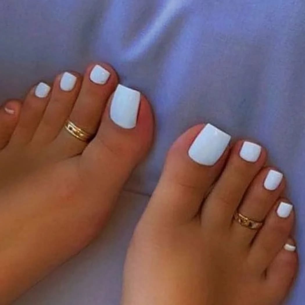 Bright White Glossy Short Square Toenails with Gold Rings Bright White Glossy Short Square Toenails with Gold Rings — White Toe Nails 2027