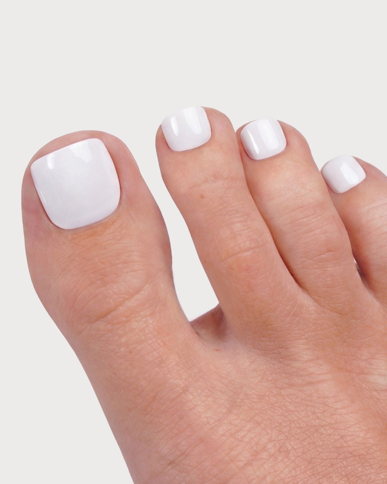 Opaque Glossy White Soft Square Toenails, мягкий квадрат Opaque Glossy White Soft Square Toenails, мягкий квадрат — White Toe Nails 2027