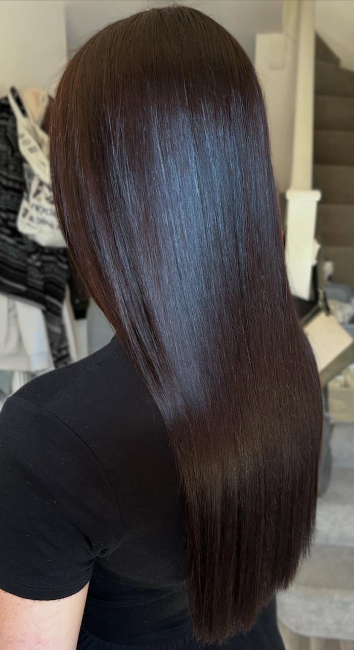 Mid-Back Straight Dark Brown Hair, Long Layers Mid-Back Straight Dark Brown Hair, Long Layers — Winter Hair Gloss 2027