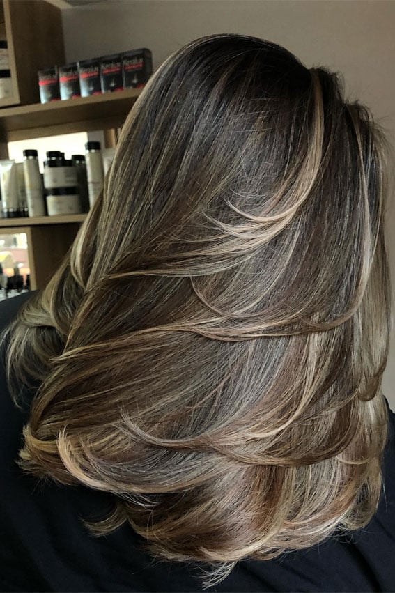 Mid-Back Layered Brown Hair With Highlights Mid-Back Layered Brown Hair With Highlights — Winter Hair Gloss 2027