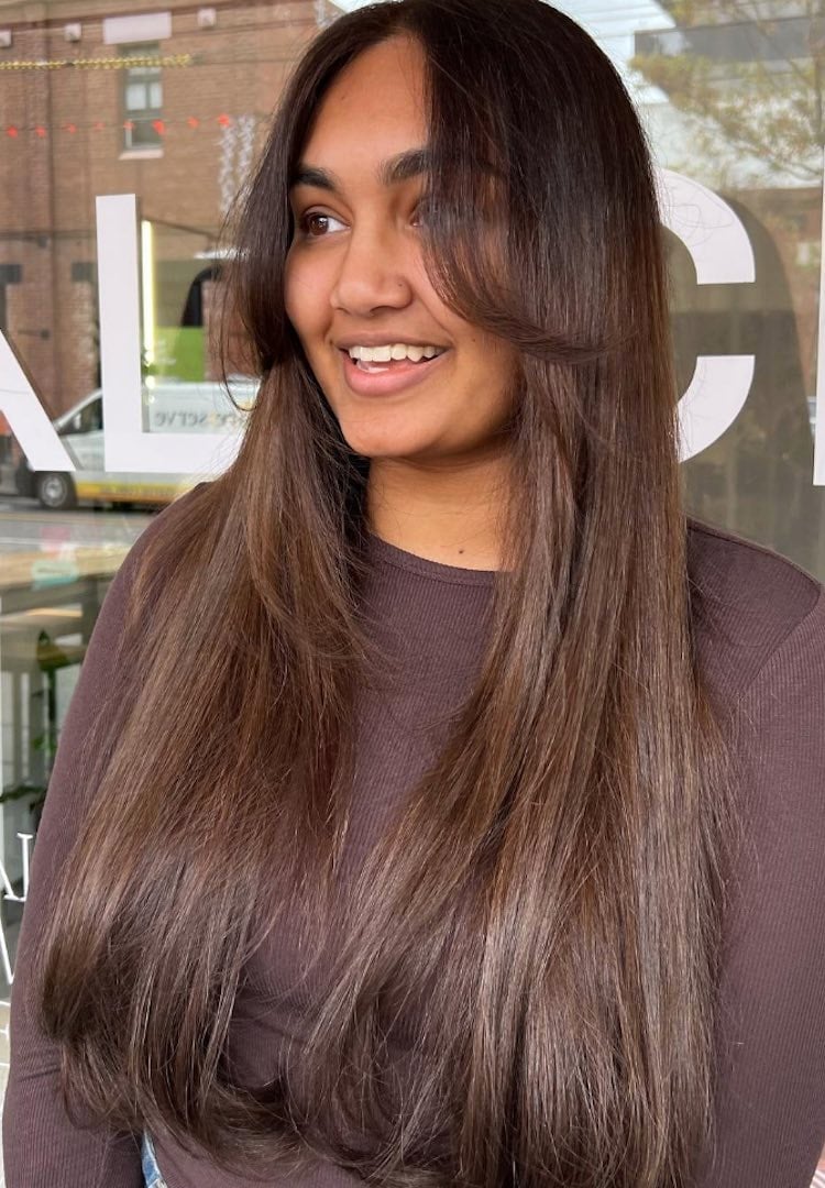 Collarbone Medium Brown With Glassy Shine Collarbone Medium Brown With Glassy Shine — Winter Hair Gloss 2027