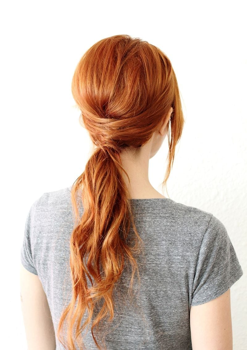 Loose Red Ponytail With Textured Waves Loose Red Ponytail With Textured Waves — Winter Ponytail Hairstyles 2027