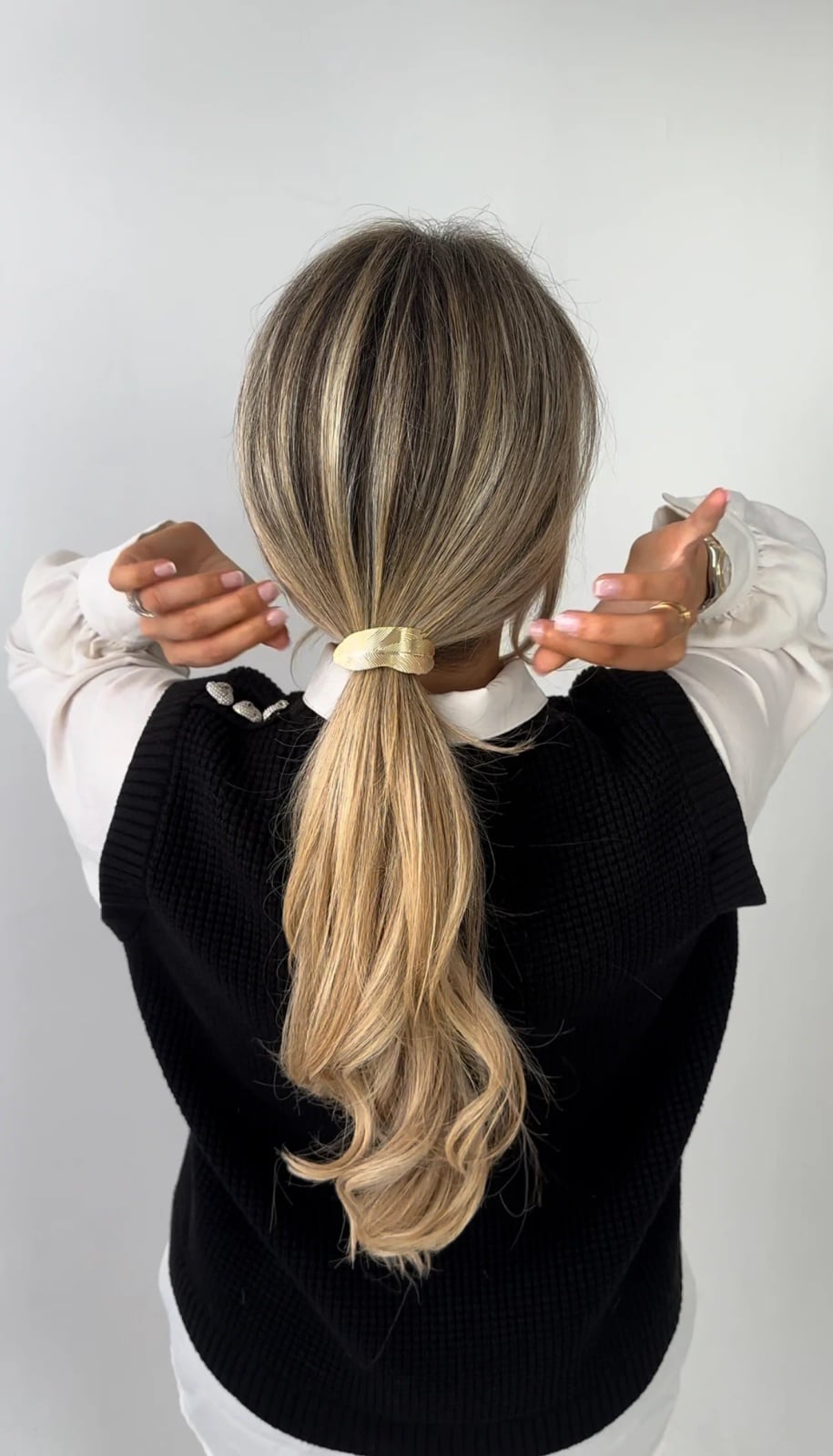 Thick Wavy Ash Blonde Ponytail Thick Wavy Ash Blonde Ponytail — Winter Ponytail Hairstyles 2027
