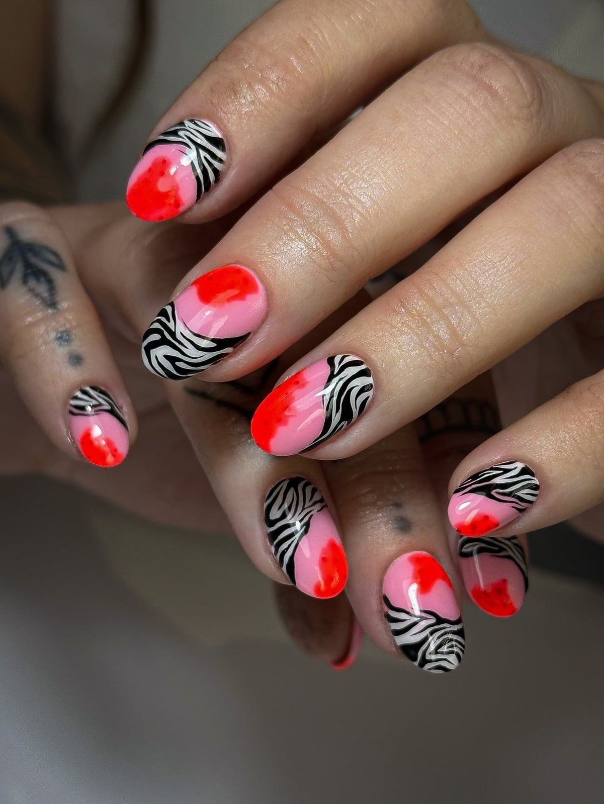 Pink Neon Coral Zebra Short Almond Nails Pink Neon Coral Zebra Short Almond Nails — Zebra Nails 2027