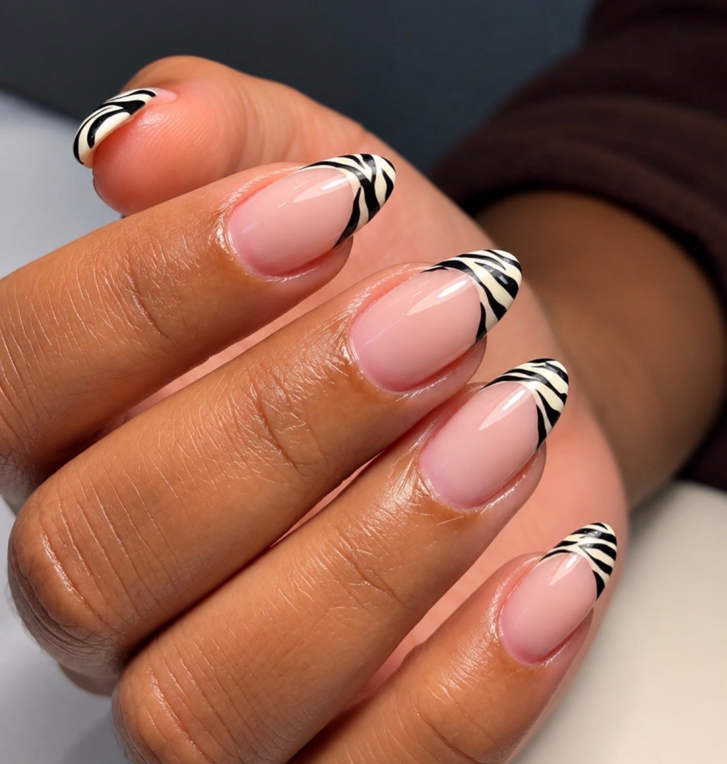 Classic Nude Zebra French Almond Nails, Glossy Classic Nude Zebra French Almond Nails, Glossy — Zebra Nails 2027